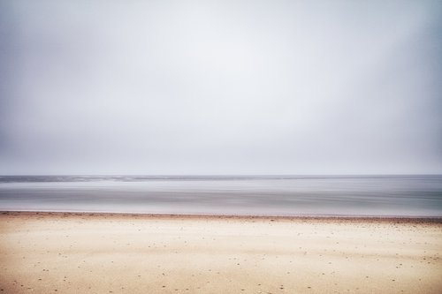 A peaceful beach in Netherlands by Karim Carella