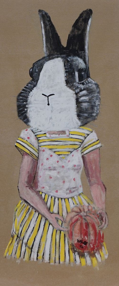 Mama Bunny by Julio Fierro