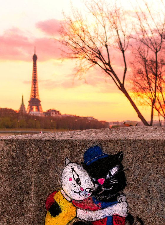 Cat love in Paris : 2019 12" X 18"    3/20