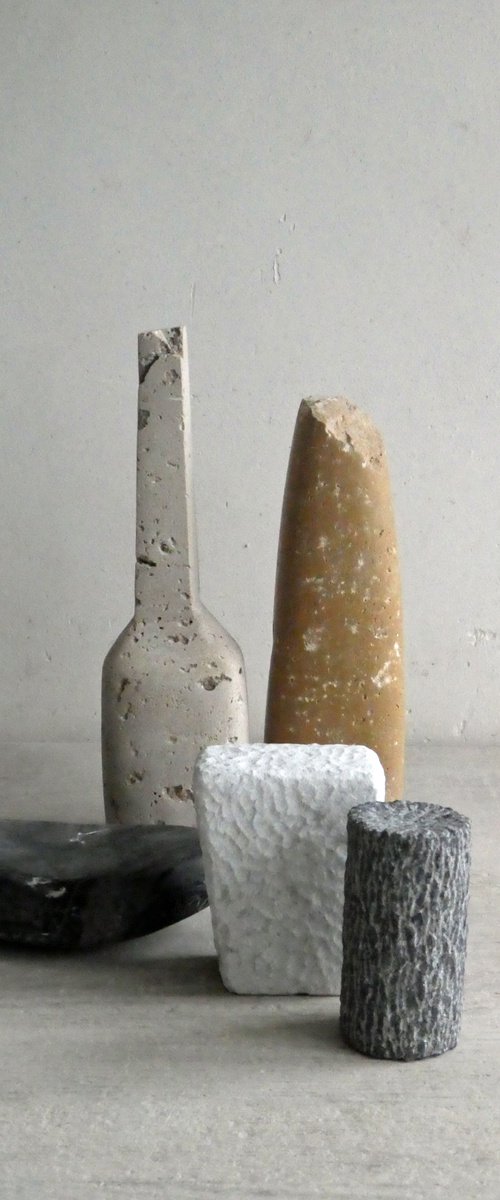 Ode to Morandi III by Fieke de Roij