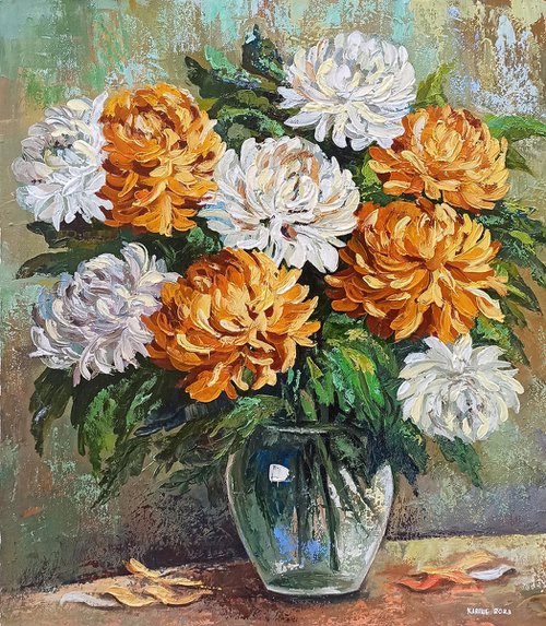 Chrysanthemums in vase by Karine Harutyunyan