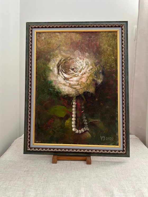 Rose moody flower
