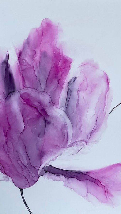 LILAC FLOWER, ABSTRACTION - alcohol ink , plastic paper by Svetlana Martin