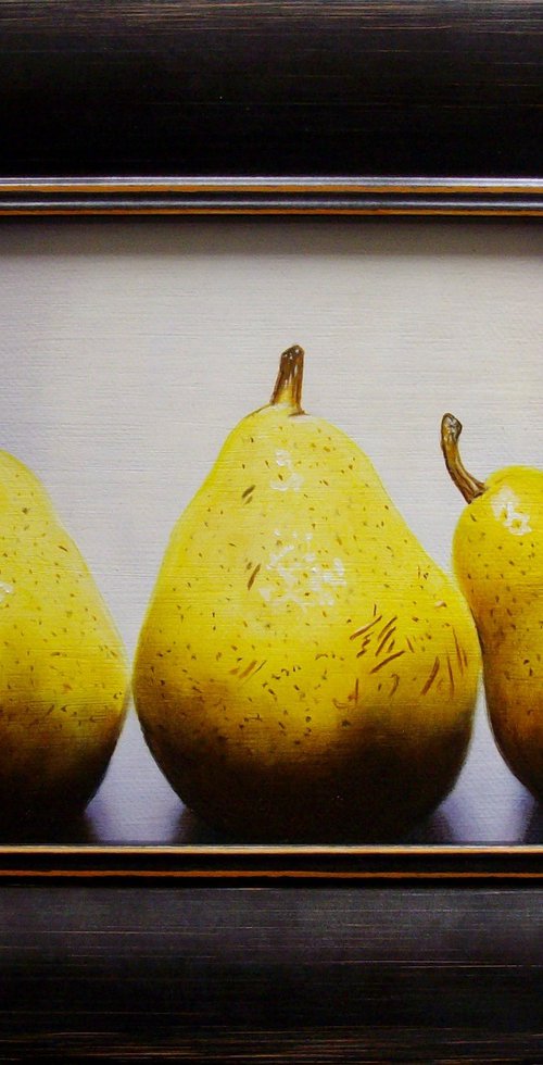 3 realistic pears by Jean-Pierre Walter