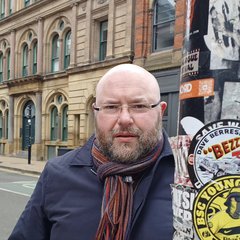 Visit Simon Bolton shop