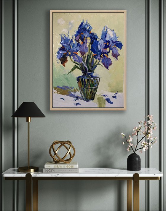 Iris Majesty in Glass.