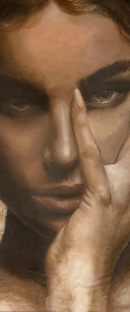 Gaze | Huge female portrait oil on unstretched canvas beautiful model posing with hand mysterious by Renske Karlien Hercules
