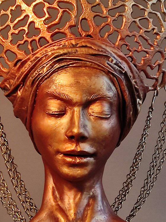 "Aya Goddess" Mixed media sculpture. 68x38x25cm.