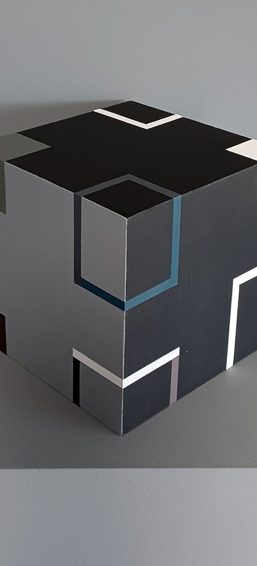 Cube H by Luis  Medina