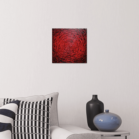 Red concentric shine