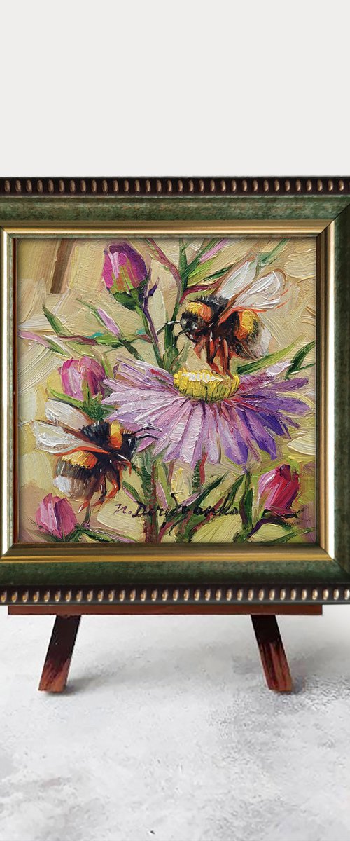 Bumblebee by Nataly Derevyanko
