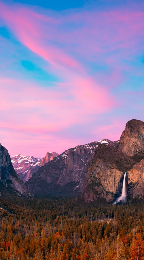 Tunnel View Yosemite by Nick Psomiadis