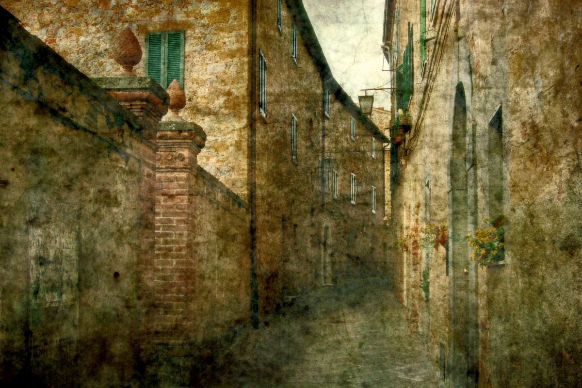 An Alley at Tuscany - Hahnemuhle Photo Rag 308 Paper by Sandra Roeken