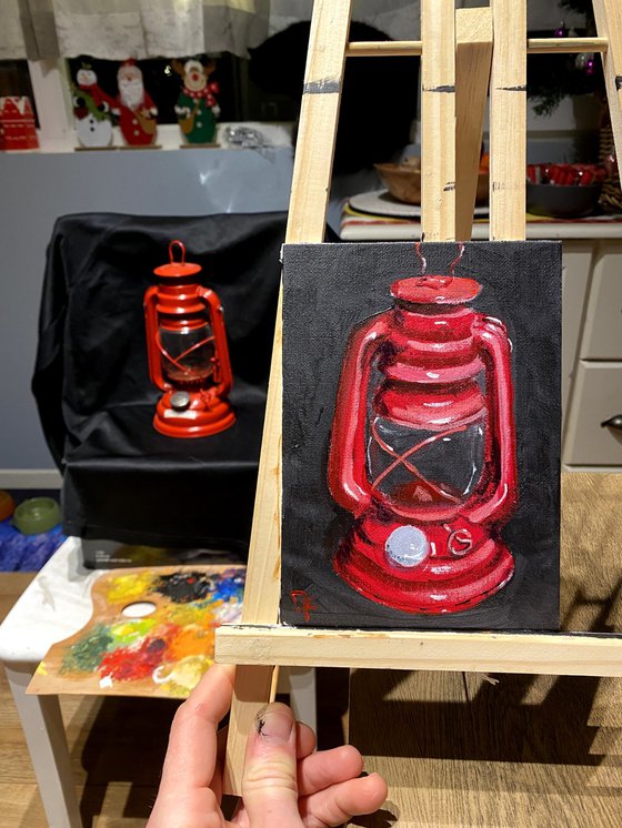 Old red lamp mini