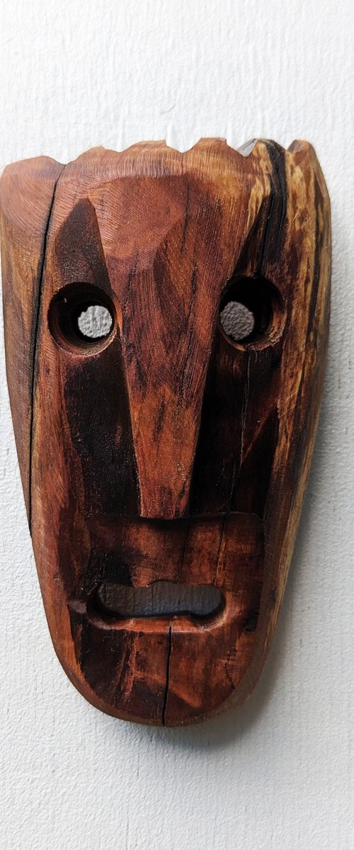 Cherry wooden mask by Ulugbek Doschanov