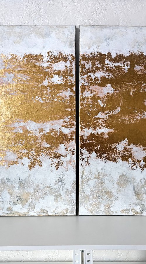 White and gold diptych by Anna Aboskalova