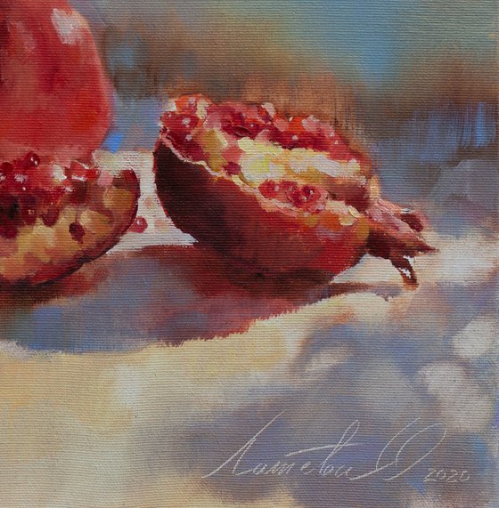 Pomegranate seeds