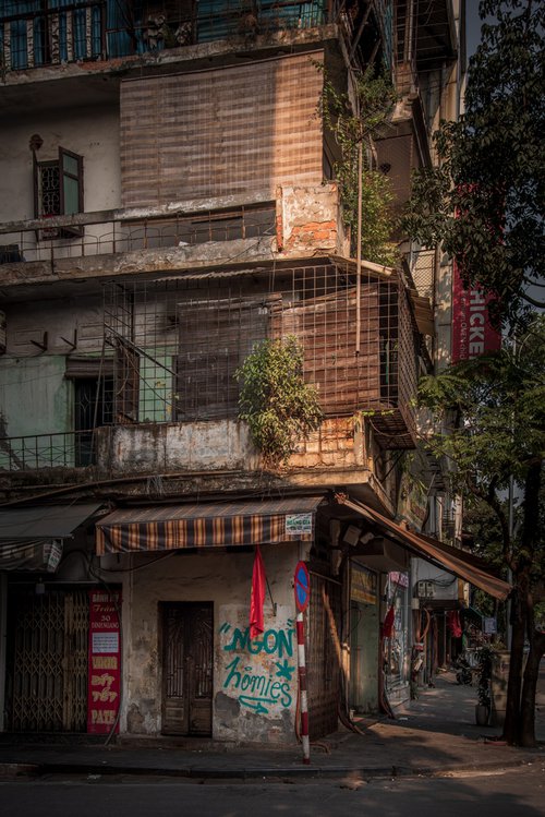 Hanoi # 2 - Signed Limited Edition by Serge Horta