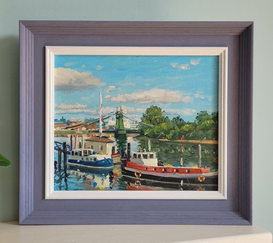 Hammersmith bridge London