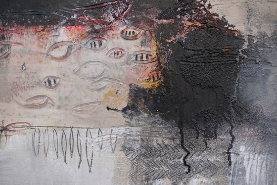 DREAMS OF CHOCOLATE AND CREAM