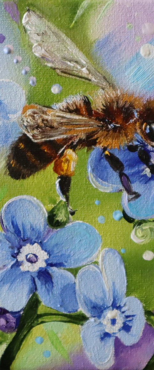 Bee by Natalia Shaykina