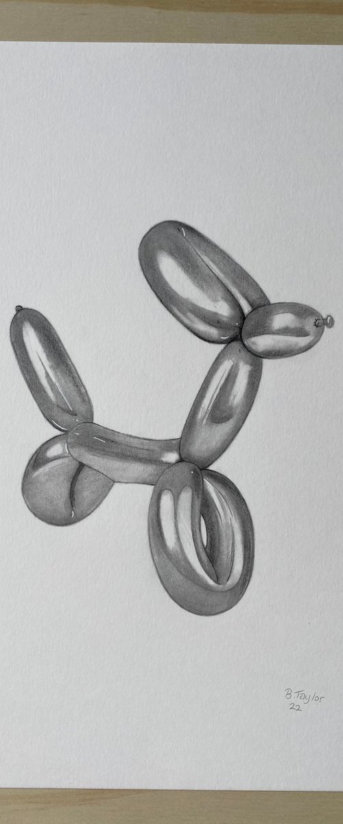 Shiny Balloon dog by Bethany Taylor