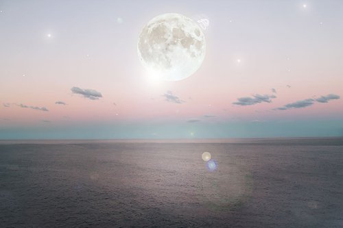 Sunset Moon by Vanessa Stefanova