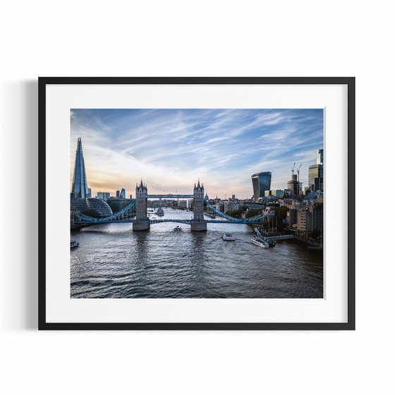 SUNSET ON TOWER BRIDGE