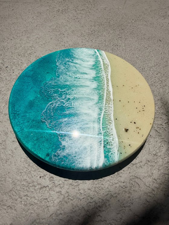 Round ocean #111