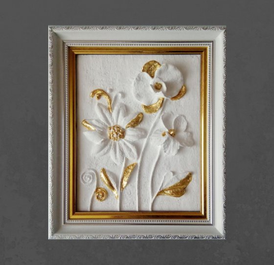 sculptural wall art "Flowers in golden dew"