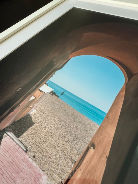 A GLIMPSE OF SEA II