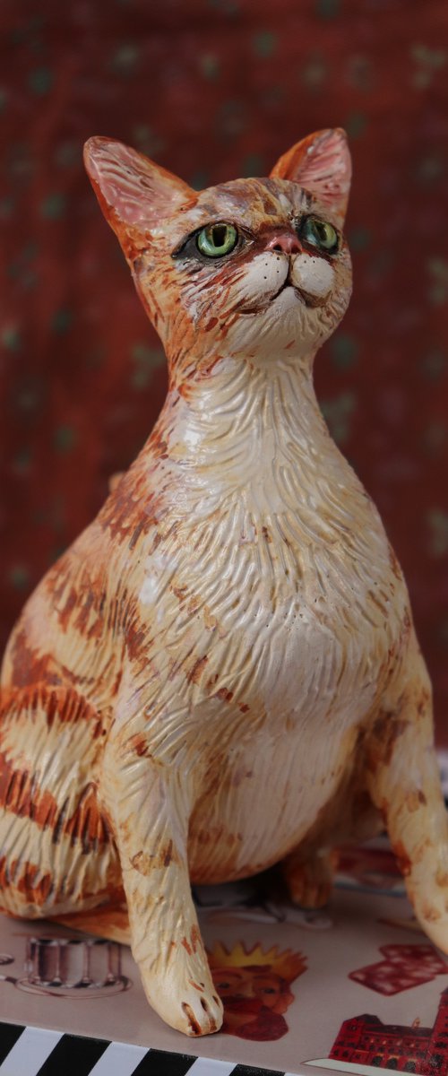 Red Beauty. Ceramic cat sculpture. by Elya Yalonetski