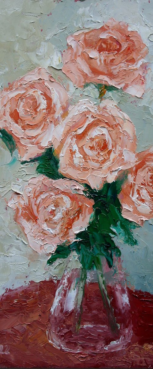 Cream Roses in Vase by Juri Semjonov