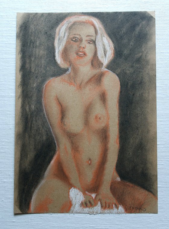 Female Figure FF 78 Charcoal