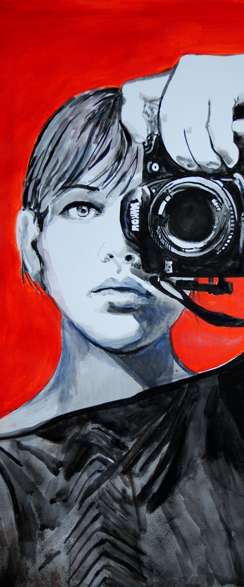 Girl with camera / 72 x 50.5 cm by Alexandra Djokic