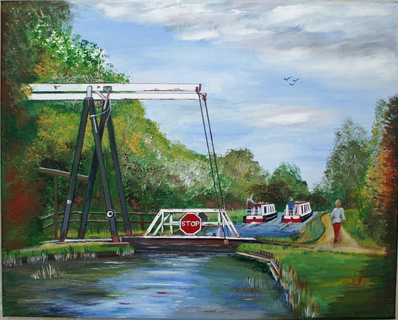 Llangollen Canal - Lift Bridge