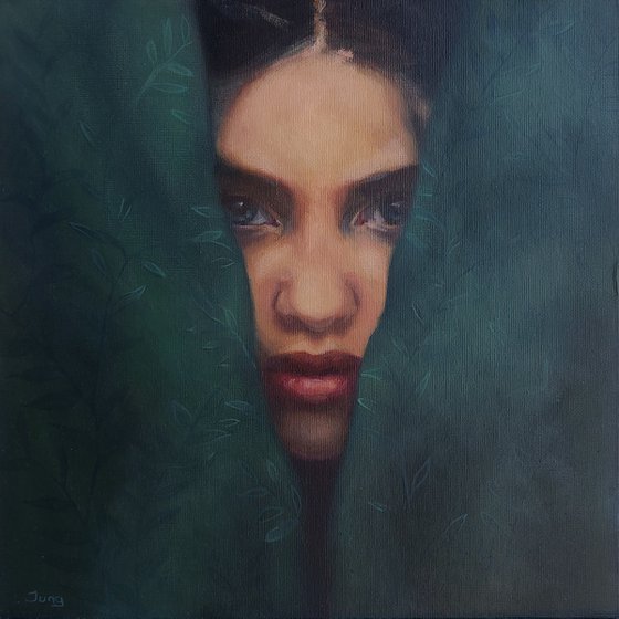 Dark green vail