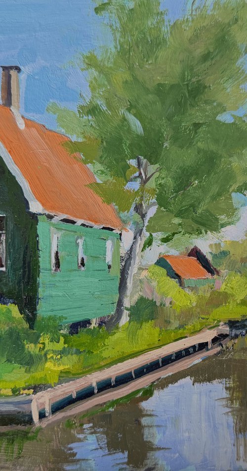 Green Wooden House by Toni Swiffen