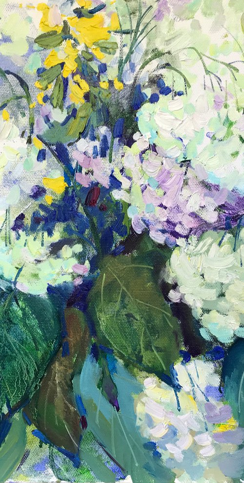 White hydragea by Yuliia Pastukhova