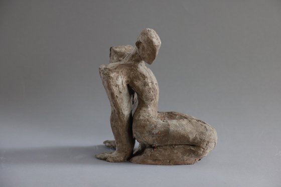 "Kneeling Figure II"