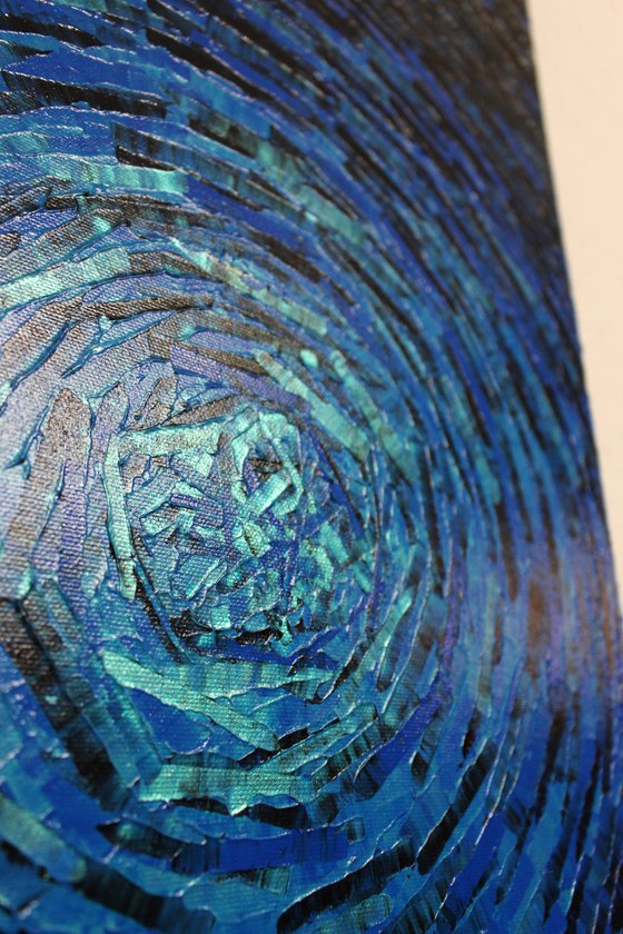 Iri. Blue Fragmented Burst
