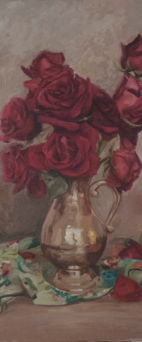 Red roses in a vase by Radosveta Zhelyazkova