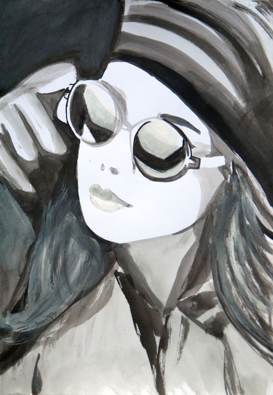 Girl with sunglasses