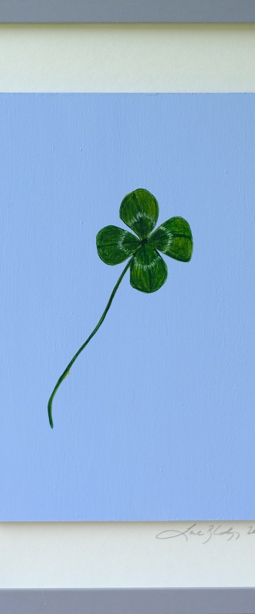 Fourleaves clover by Lene Bladbjerg