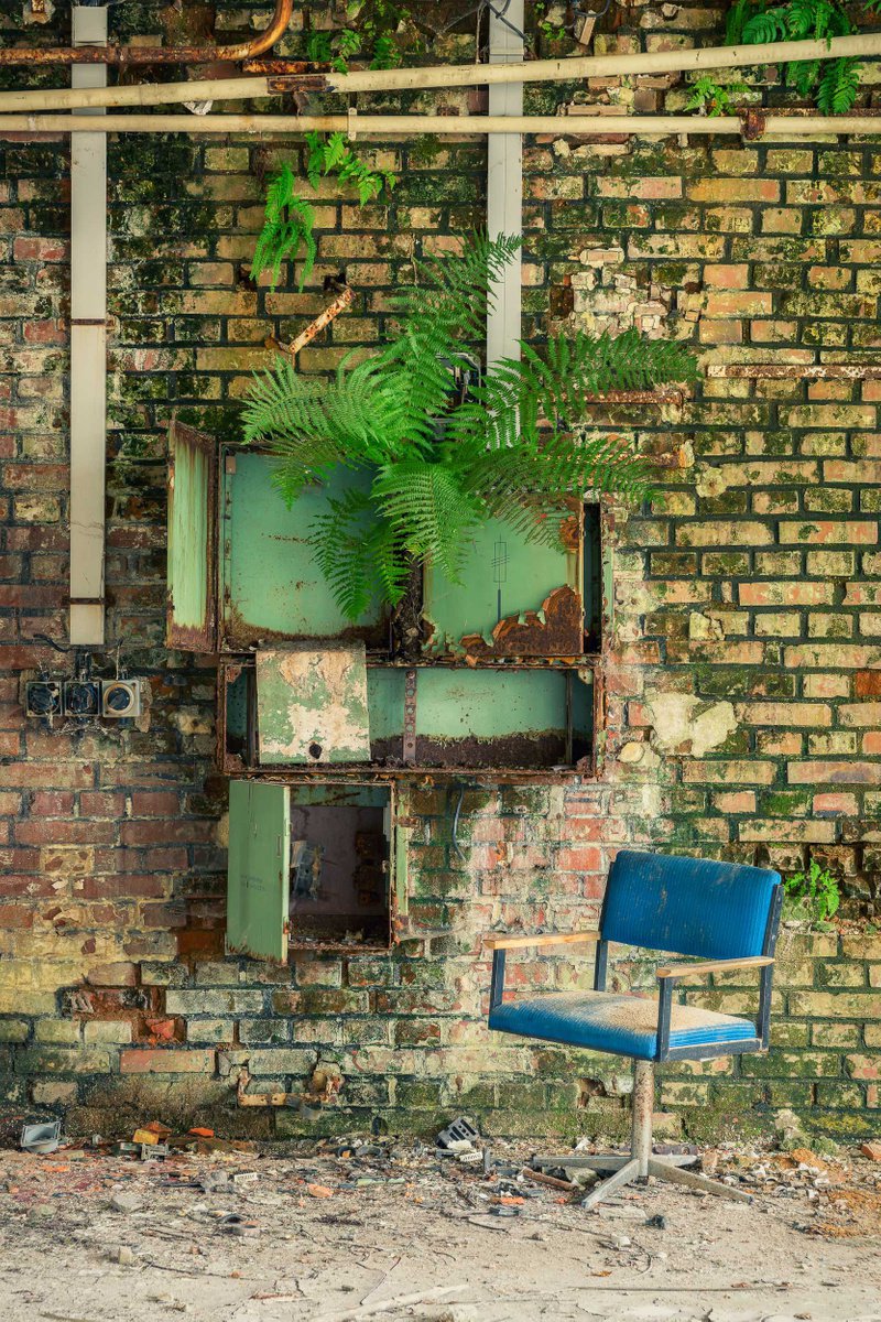 Photorealistic Cityscapes Photograph By Michael Schwan, 51 X 35", Blue Chair, Original Artwork