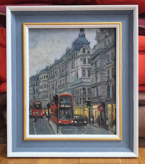 Oxford Street, London by Roberto Ponte