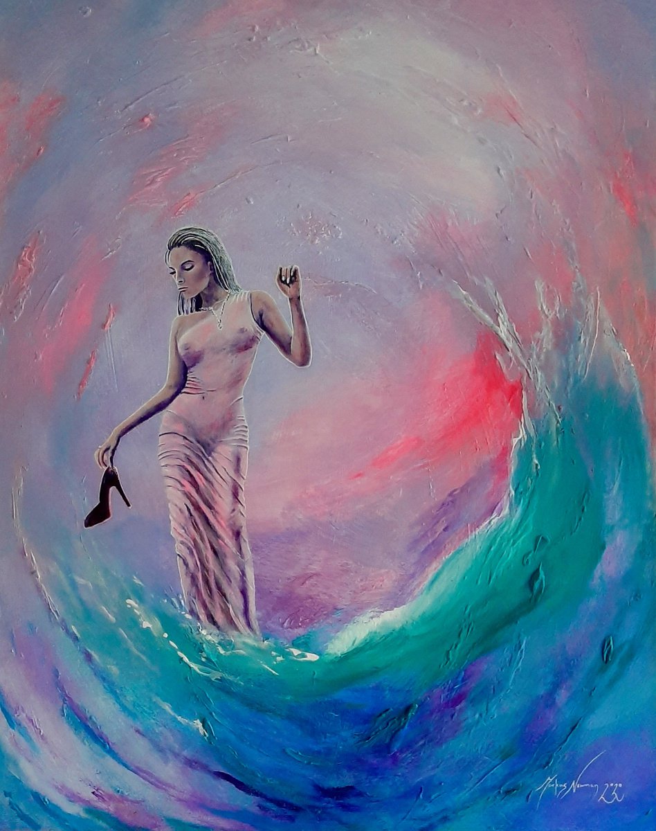 ’Vantage’ woman in the sea by Markus Newman