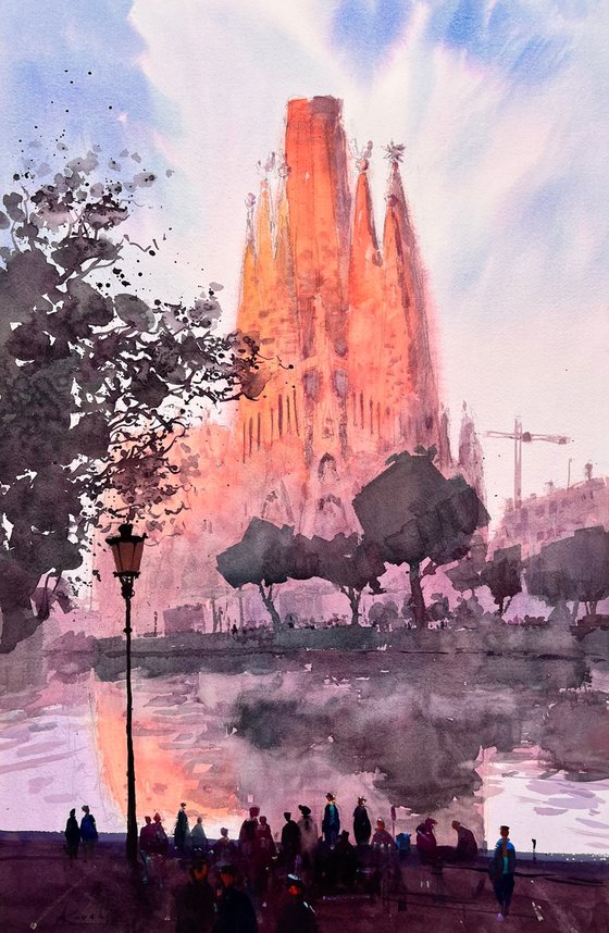 An incredible dawn with a view of the Sagrada Familia in Barcelona