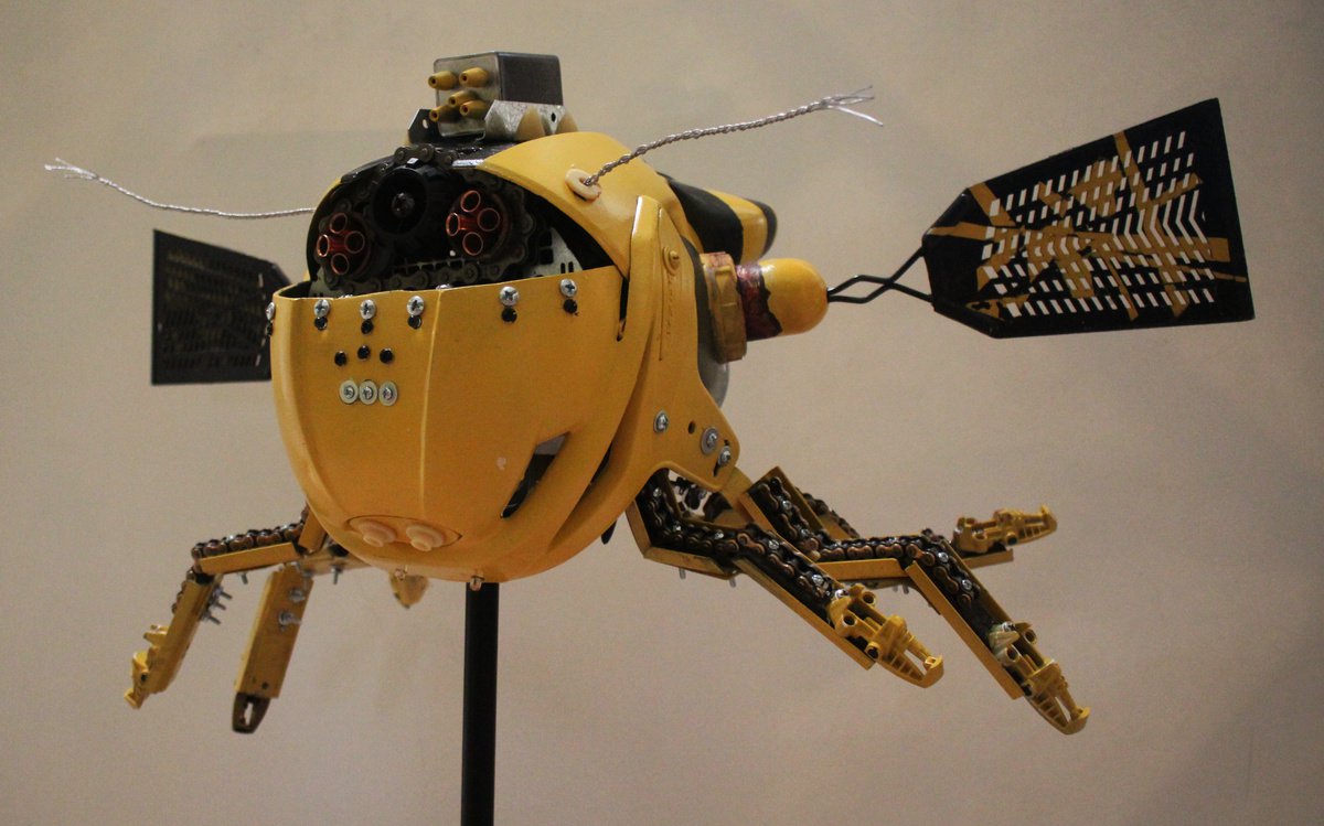 Surrealistic Still Life Sculpture By Ken Vrana, 27 X 36", Buzzing Busy Bee, Original Artwork