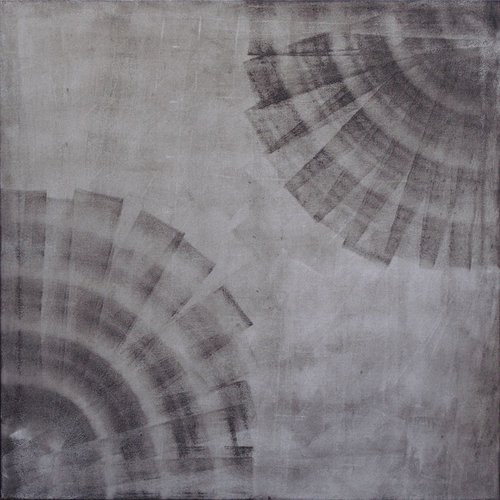 Minimalism in Black and Grey by Laura Stötefeld